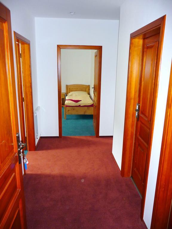 Retova Pension Mandl מראה חיצוני תמונה