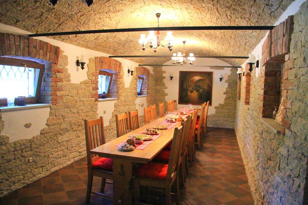 Retova Pension Mandl מראה חיצוני תמונה